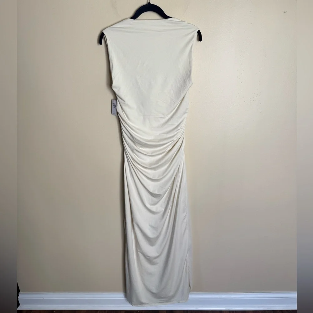 NWT Abecrombie & Fitch Ava Knit Maxi Dress Cream size Large Tall bodycon